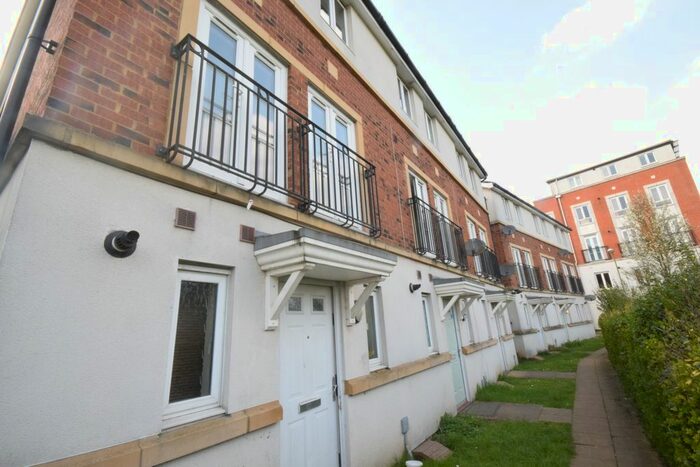 4 Bedroom Terraced House To Rent In Mosquito Way, Hatfield, AL10