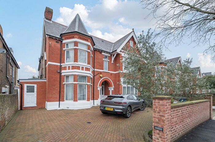 8 Bedroom Detached House For Sale In Hamilton Road, Ealing, London, W5