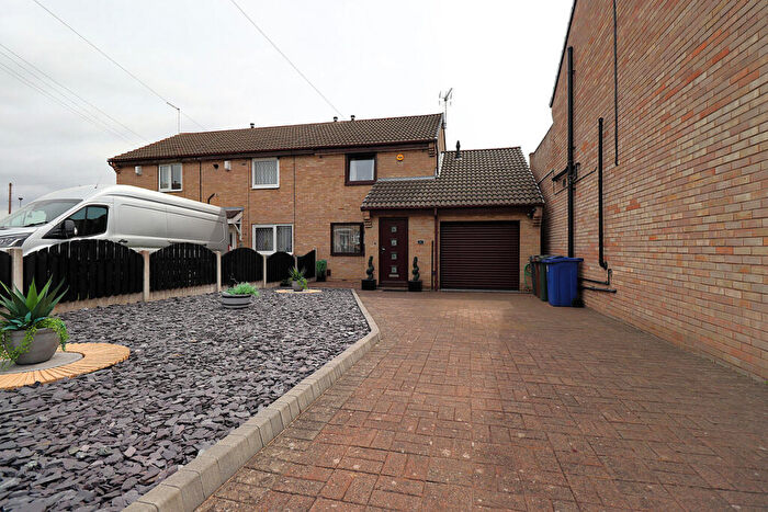 2 Bedroom End Of Terrace House For Sale In Pine Hall Drive, Monk Bretton Barnsley, S71