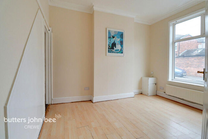 2 Bedroom End Of Terrace House For Sale In Newdigate Street, Crewe, CW1