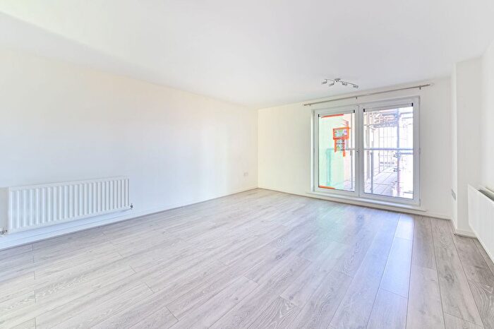 1 Bedroom Flat For Sale In Bendish Point, Thamesmead, London, SE28