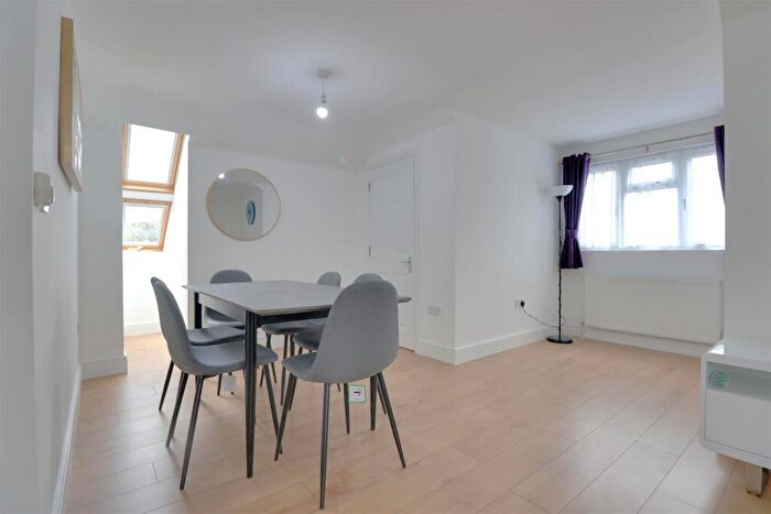 2 Bedroom Flat To Rent In Wembley, HA0