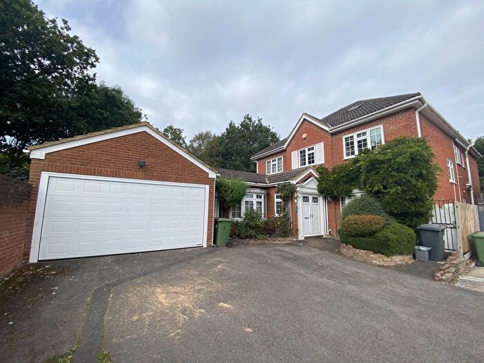 6 Bedroom Detached House To Rent In Lowther Close, Elstree, WD6