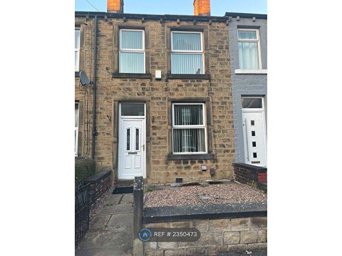 2 Bedroom Terraced House To Rent In Senior Street, Huddersfield, HD5