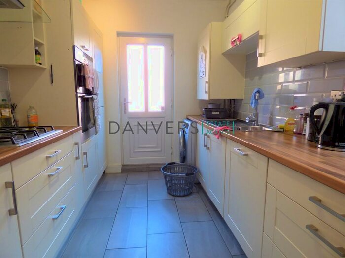 4 Bedroom Terraced House To Rent In Cambridge Street, Leicester, LE3
