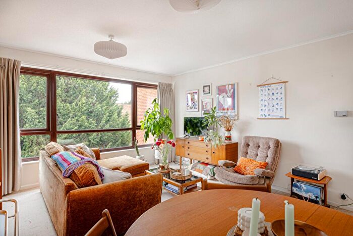 1 Bedroom Apartment For Sale In Hadham Road, Bishop's Stortford, Hertfordshire, CM23