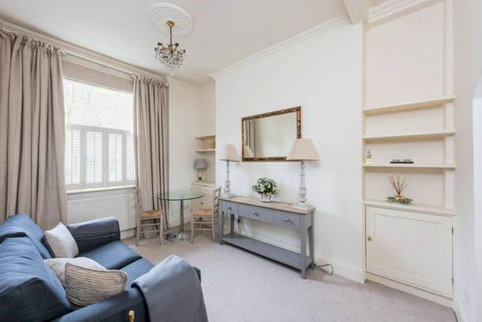 1 Bedroom Flat To Rent In Aylesford Street, Pimlico, London, SW1V