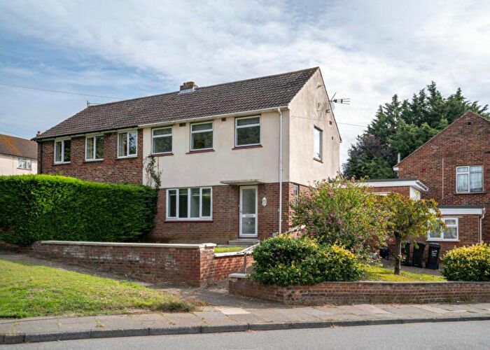 6 Bedroom House To Rent In Kent Avenue, Canterbury, CT1