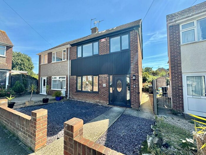 4 Bedroom Semi-Detached House To Rent In Victoria Road, Broadstairs, CT10