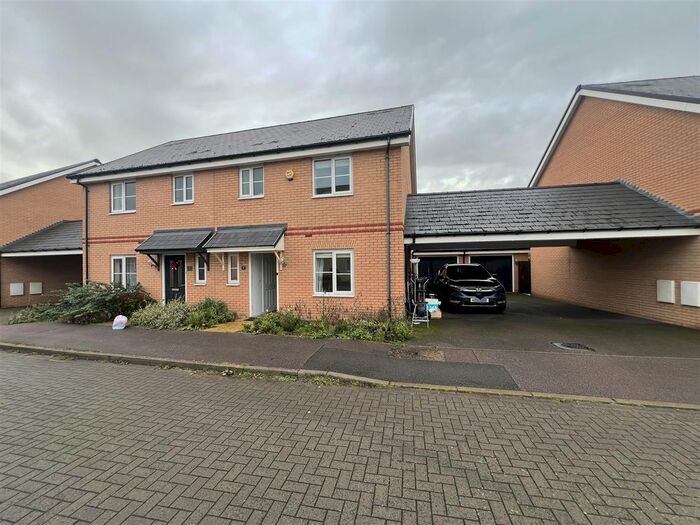 3 Bedroom Property To Rent In Primrose Lane, Impington, Cambridge, CB24