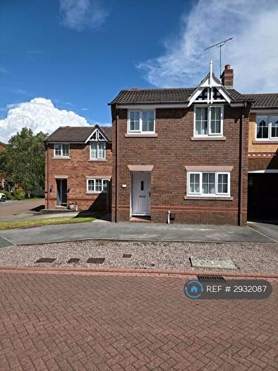 2 Bedroom Terraced House To Rent In Benton Drive, Chester, CH2