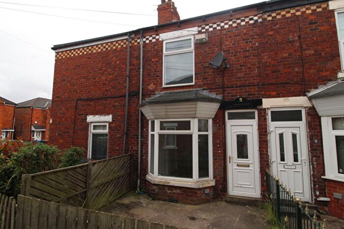 2 Bedroom End Of Terrace House To Rent In Wenlock Terrace, Hull, HU9