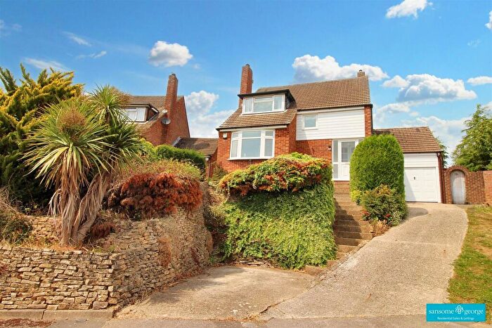 3 Bedroom Detached House To Rent In Fontwell Drive, Reading, RG30