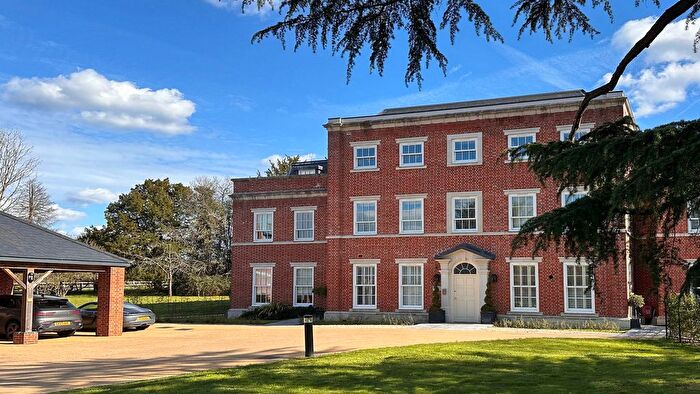 2 Bedroom Flat For Sale In Winkfield Park Winkfield Row Bracknell, Berkshire, RG42