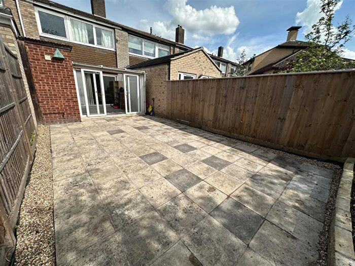 2 Bedroom Terraced House To Rent In Mulberry Close, Cambridge, CB4