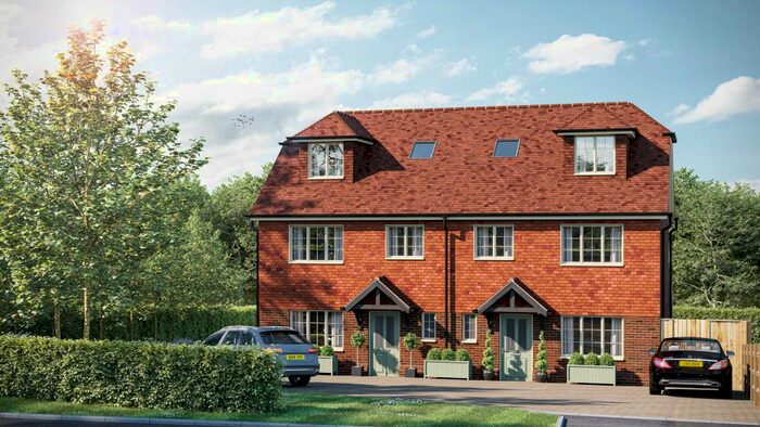 3 Bedroom Semi-Detached House For Sale In Crossing Farm, Mountfield, Robertsbridge, East Sussex, TN32