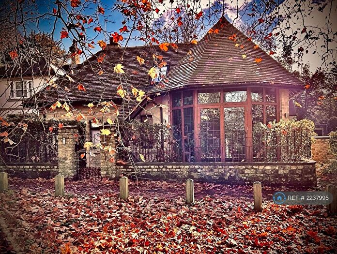 2 Bedroom Detached House To Rent In Headington Road, Headington, Oxford, OX3