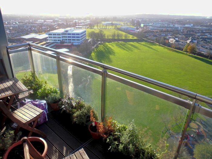 2 Bedroom Flat To Rent In Argento House Mapleton Road, Wandsworth, SW18