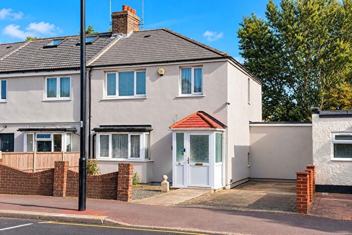 3 Bedroom Terraced House For Sale In Tunnel Avenue, London, SE10