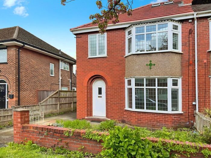 3 Bedroom Semi-Detached House To Rent In Chestnut Avenue, Leigh, WN7