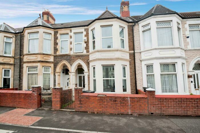 4 Bedroom Terraced House To Rent In Mackintosh Place, Roath, CF24