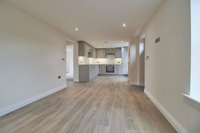 2 Bedroom Flat To Rent In Windsor Street, Burbage, Hinckley, LE10