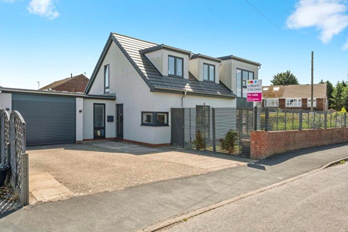 4 Bedroom Detached House For Sale In Knightsbridge Road, Messingham, Scunthorpe, DN17