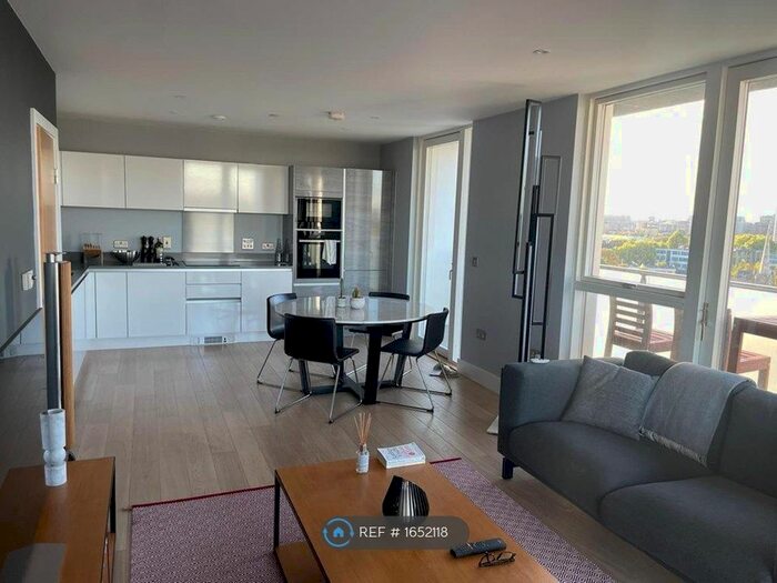 2 Bedroom Flat To Rent In Robsart Street, London, SW9