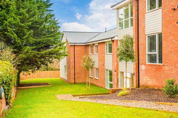 2 Bedroom Apartment To Rent In Station Gardens, Moreton Road, Buckingham, MK18