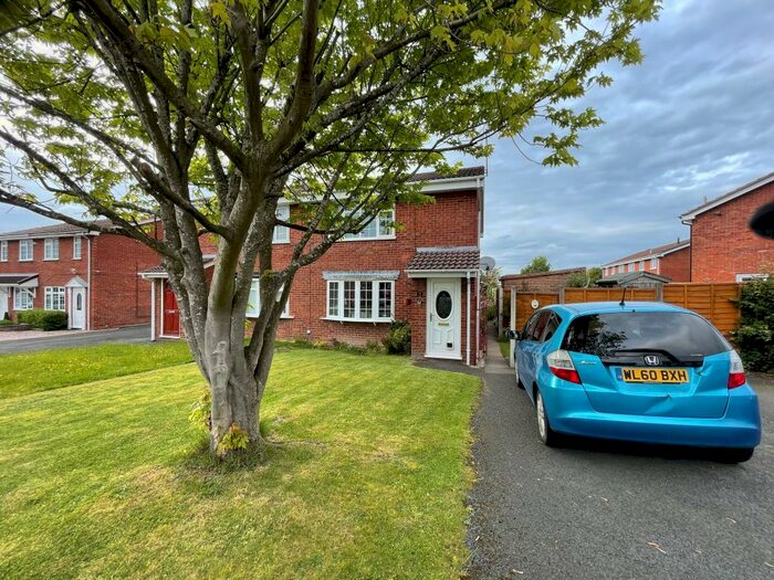 1 Bedroom Maisonette To Rent In Brierley Hill, West Midlands, DY5