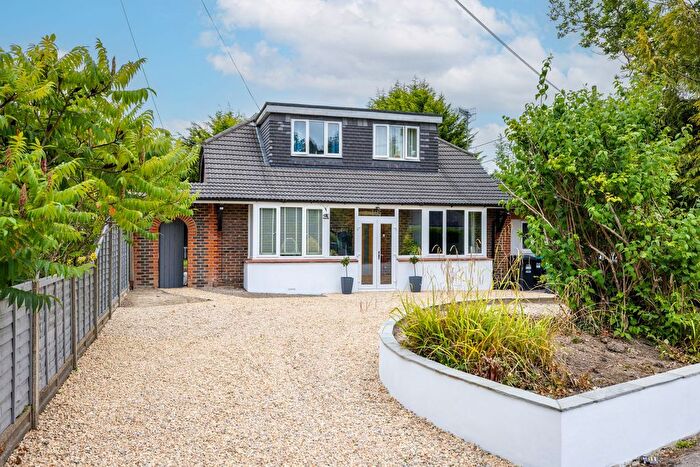 4 Bedroom Detached House For Sale In Redehall Road, Smallfield, RH6