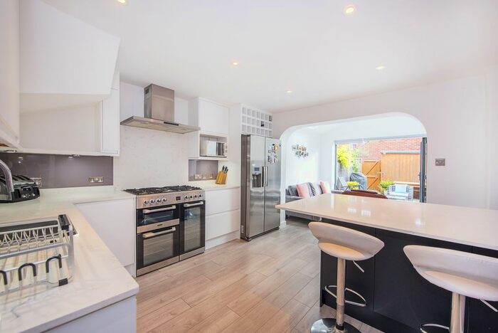 3 Bedroom Terraced House To Rent In Park Crescent, Twickenham, TW2