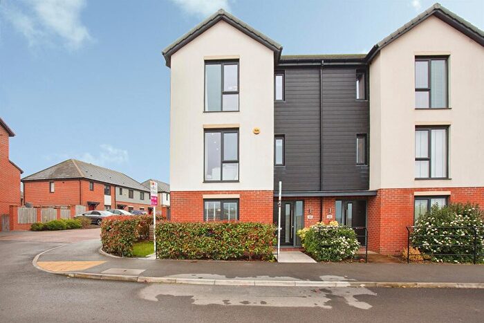 3 Bedroom Semi-Detached House For Sale In Cherry Wood Way, Waverley, Rotherham, S60