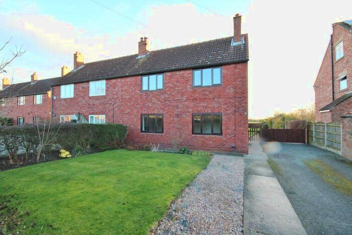 3 Bedroom Semi-Detached House To Rent In Station Road, Foggathorpe, Selby YO8