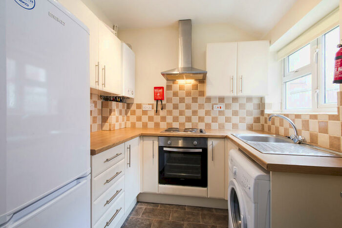 4 Bedroom Terraced House To Rent In All Saints Terrace, Arboretum, NG7