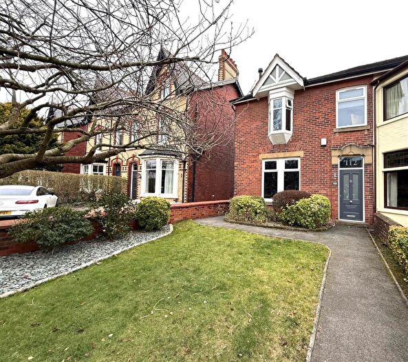 4 Bedroom Semi Detached House For Sale In St Annes Road East, Lytham St Annes, FY8