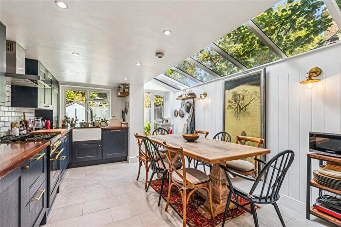 4 Bedroom Terraced House For Sale In Simpson Street, SW11