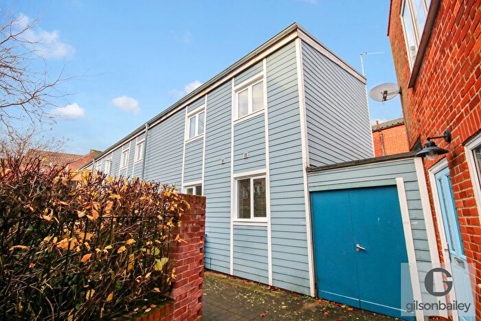 3 Bedroom Town House To Rent In Thoroughfare Yard, Norwich, NR3