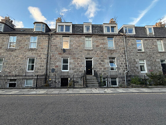 1 Bedroom Flat For Sale In Flat F, Crimon Place, Aberdeen, Aberdeen City, AB10