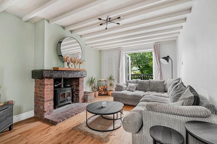 2 Bedroom End Of Terrace House For Sale In Hawkmoor Cottages, Bovey Tracey, TQ13