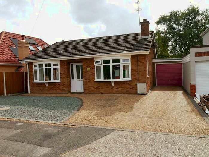 2 Bedroom Bungalow To Rent In Temple Road, Ipswich, Suffolk, IP3