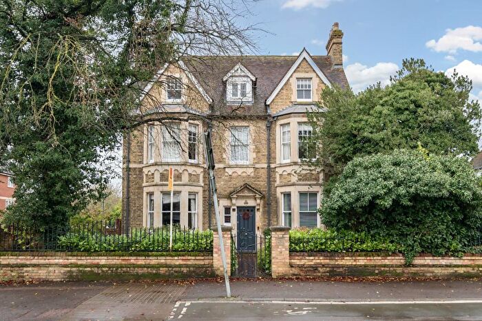 5 Bedroom Detached House To Rent In Woodstock Road, Oxford, OX2