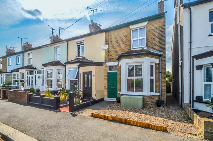 2 Bedroom Semi-Detached House For Sale In Hinguar Street, Old Shoeburyness, SS3