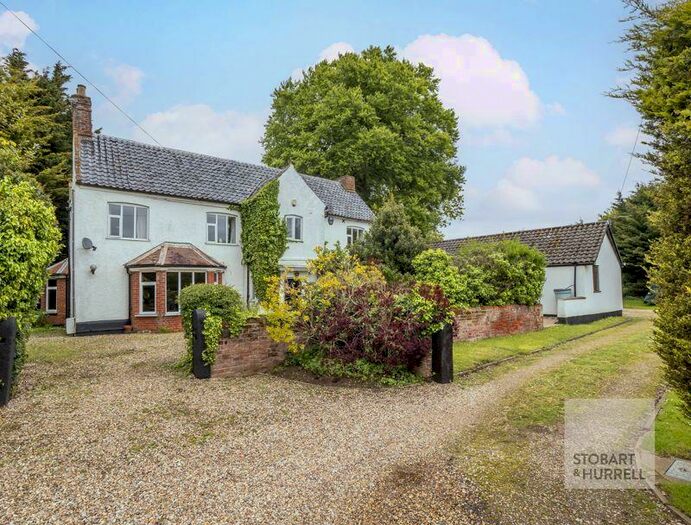 5 Bedroom Detached House For Sale In Beech Tree House, Wroxham Road, Rackheath, Norfolk, NR13