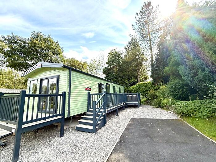 2 Bedroom Mobile/park Home For Sale In Gatebeck Holiday Park, Gatebeck Road, Kendal, LA8
