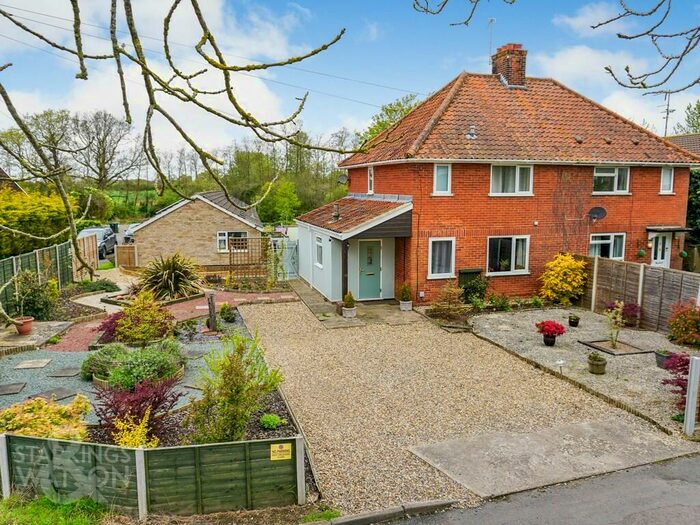 3 Bedroom Semi-Detached House For Sale In The Boundaries, Geldeston Road, Gillingham, NR34