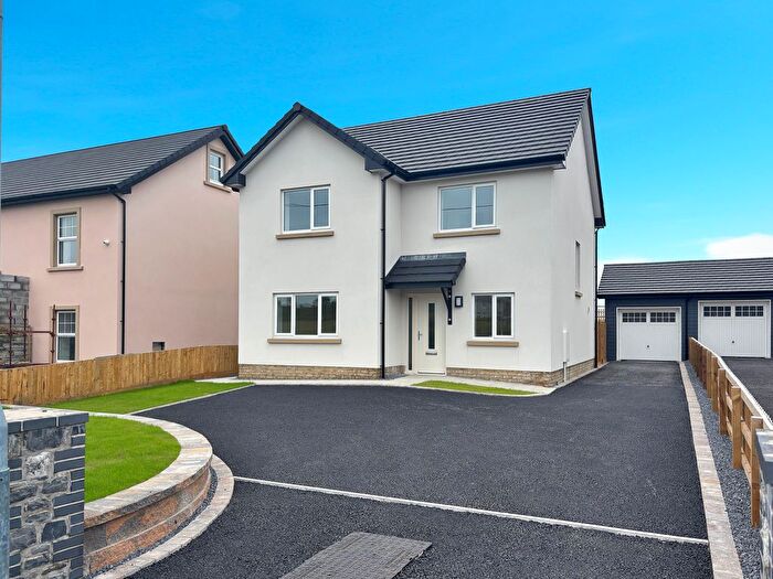 4 Bedroom Detached House For Sale In Bethania Road, Llanelli, SA14