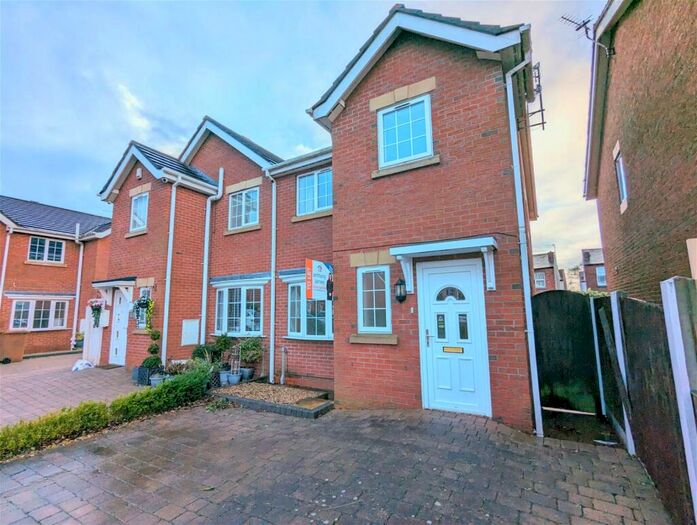 3 Bedroom Semi-Detached House To Rent In Ericson Drive, Southport, Merseyside, PR8