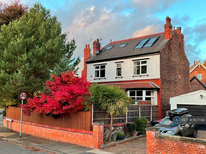 4 Bedroom Detached House To Rent In Belgrave Crescent, Eccles, Manchester, M30