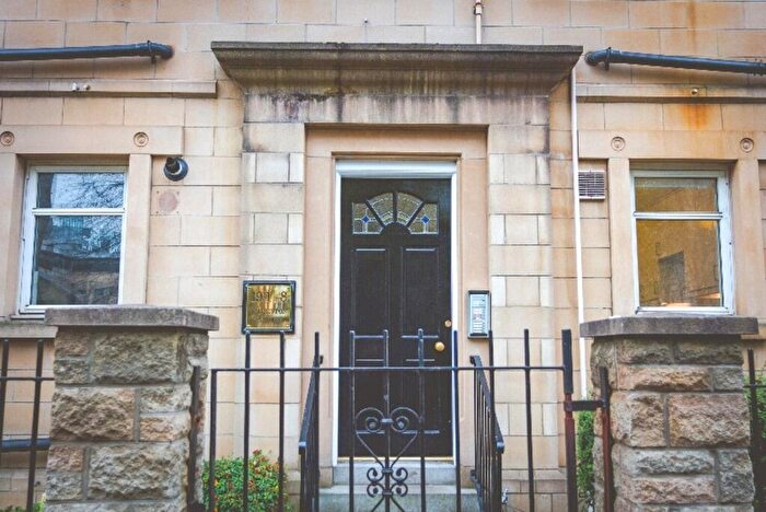2 Bedroom Flat To Rent In Lauriston Gardens, Central, Edinburgh, EH3